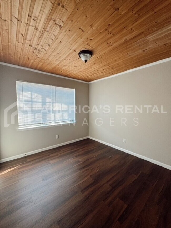 Building Photo - Home for rent in Pinson! View with 48 Hours Notice!