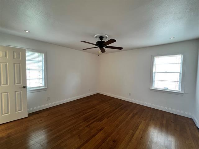 Building Photo - 2406 Ridgecrest Dr