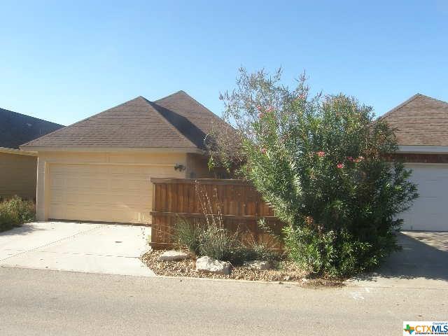 Building Photo - 2222 Gruene Lake Dr