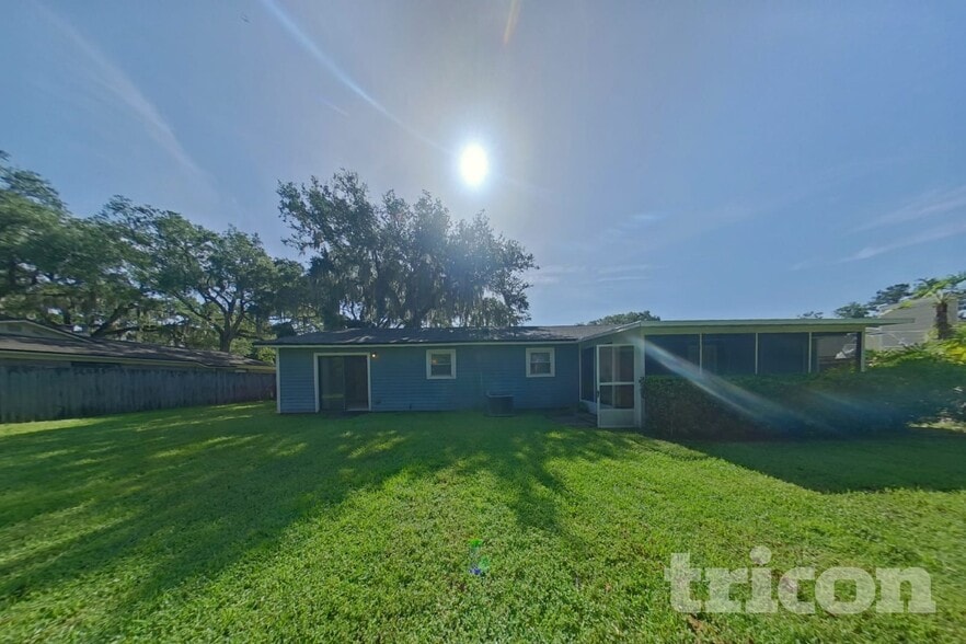 Building Photo - 554 Peregrine Ct