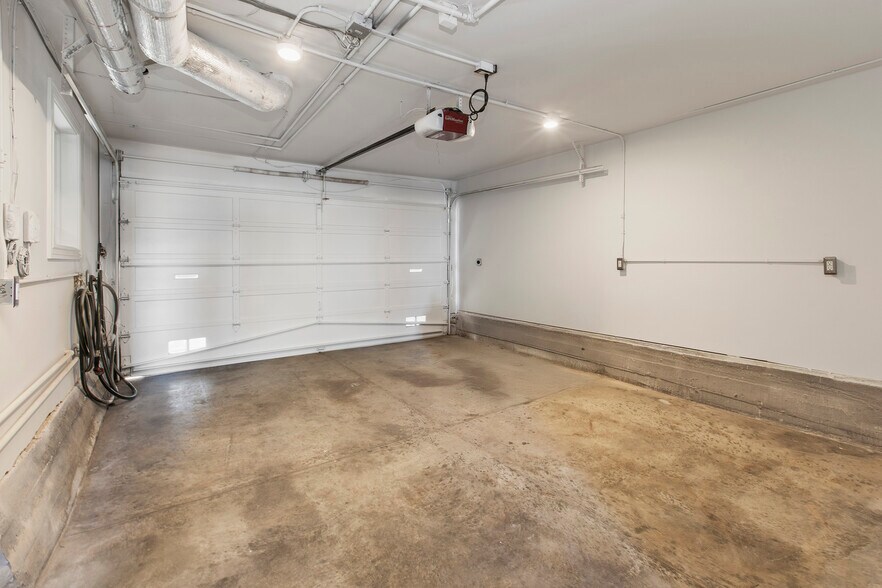 Building Photo - 1629 20th Ave