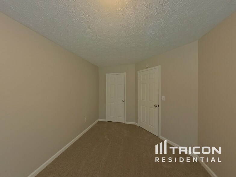 Building Photo - 563 Fielding Ct