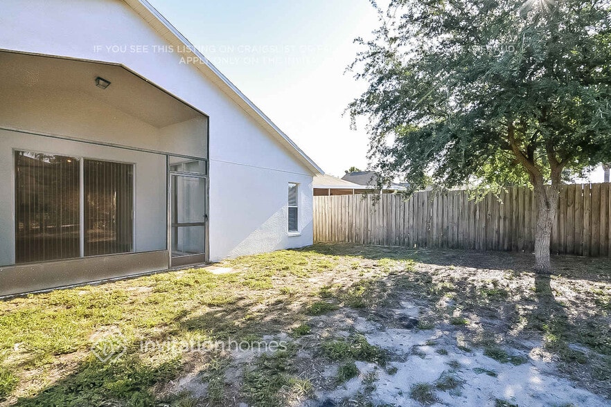 Building Photo - 12617 Kings Lake Dr