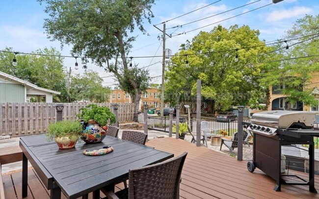 Building Photo - 2623 Forbes St