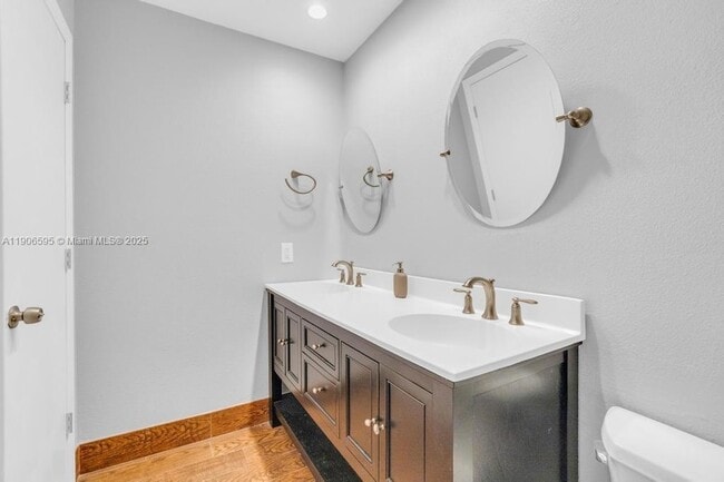 Building Photo - 1499 Yellowthroat St