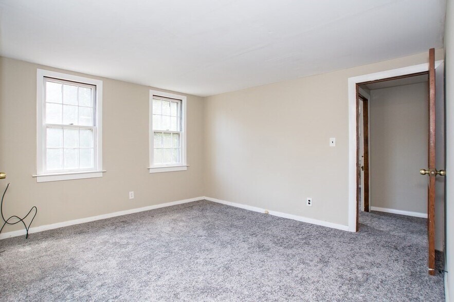 Building Photo - 101 Nonantum St