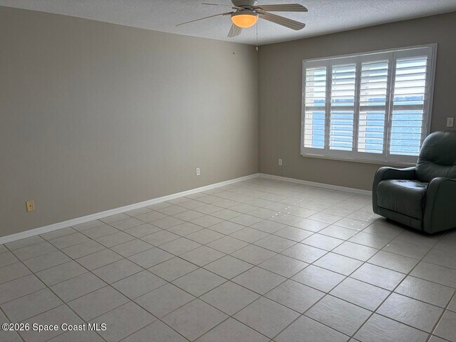 Building Photo - 104 Riverside Dr