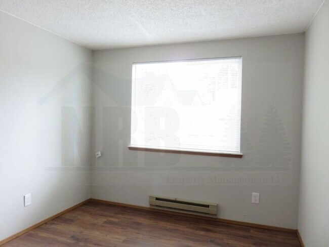 Building Photo - Newly renovated House located in the park community of Lacey!