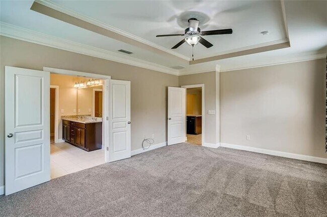 Building Photo - 4018 Creekshire Trl