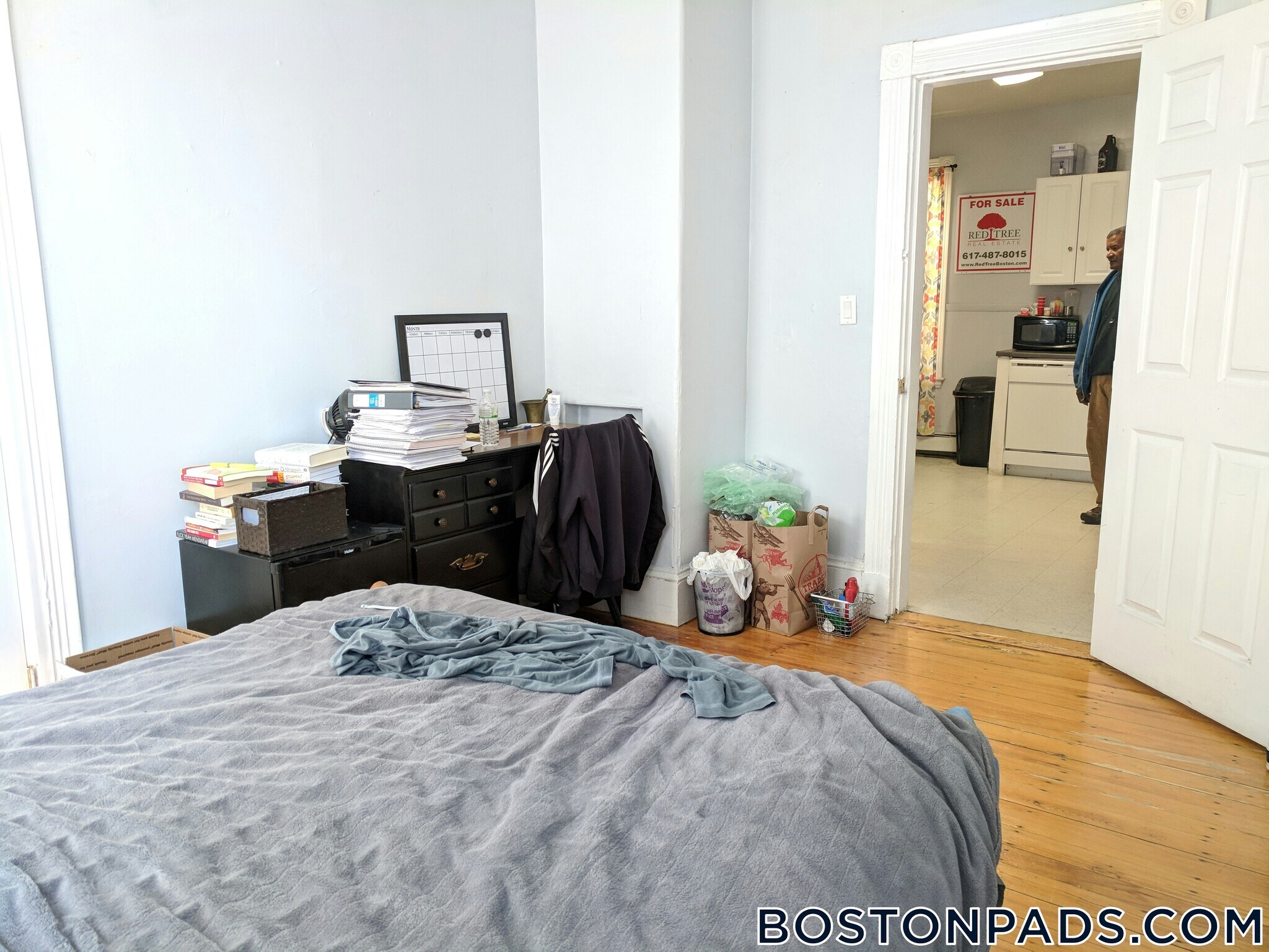 Building Photo - 168 Hillside St