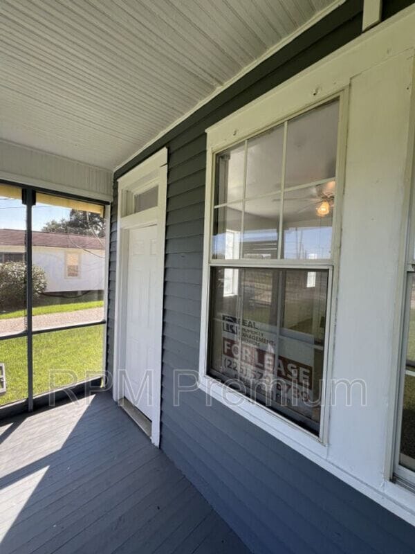 Building Photo - 13323 Sunshine Rd