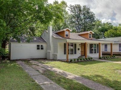 Building Photo - 3809 Carolyn Rd