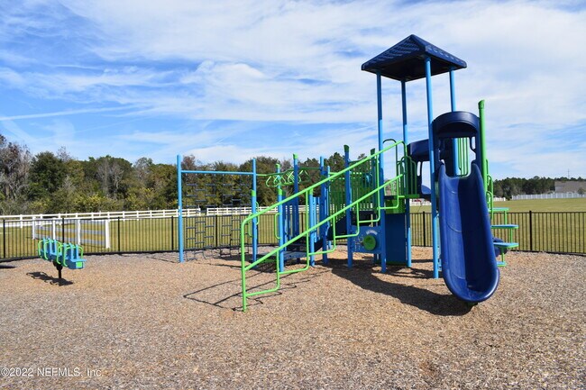 Building Photo - 3733 Shiner Dr