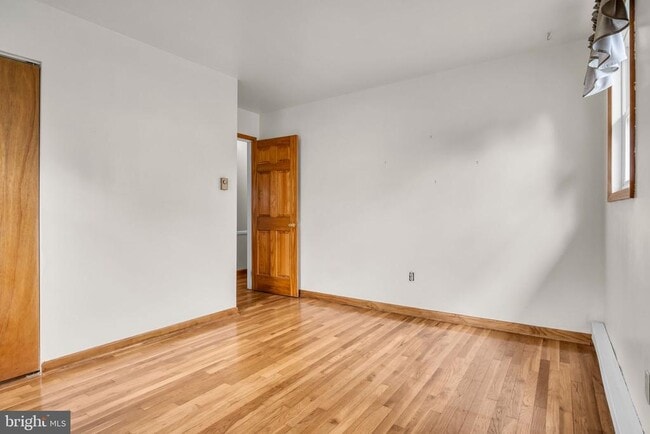 Building Photo - 101 Kim Acres Dr