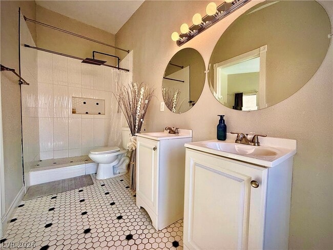 Building Photo - 2033 Riderwood Ave