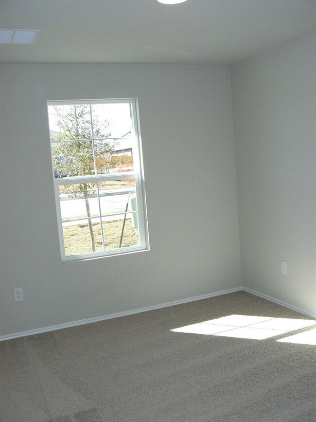 Building Photo - 15212 Upland Willow Rd