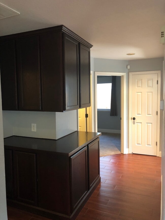 Building Photo - 3 BED 2 BATH HOME W/ UPGRADES ON CUL-DE-SAC