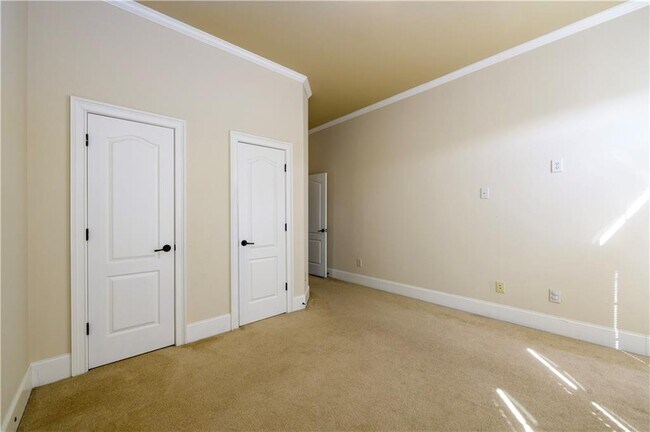 Building Photo - 2770 Shumard Oak Dr