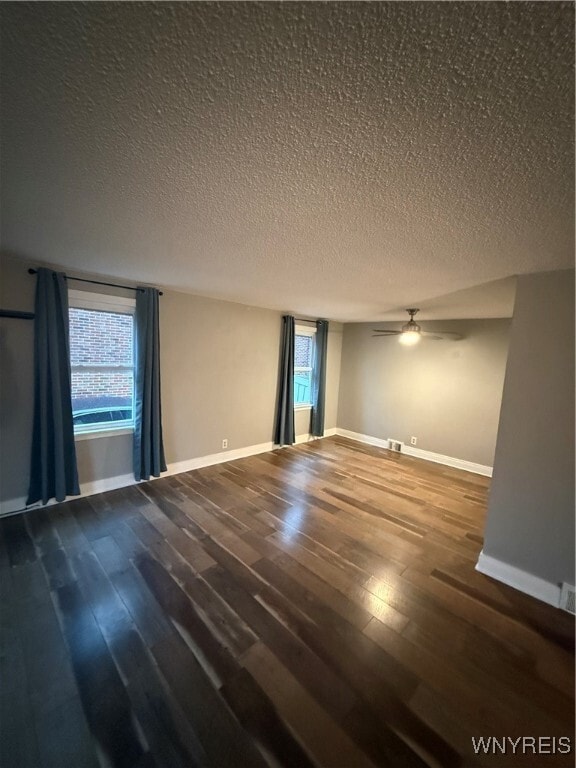 Building Photo - 106 E Morris Ave