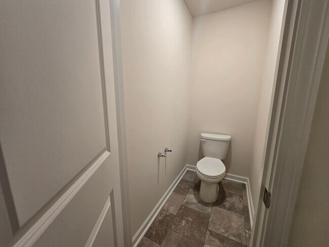 Building Photo - 76 Saddle Oaks Ln