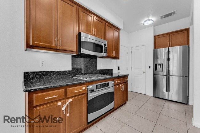 Building Photo - 2774 Journey Ln
