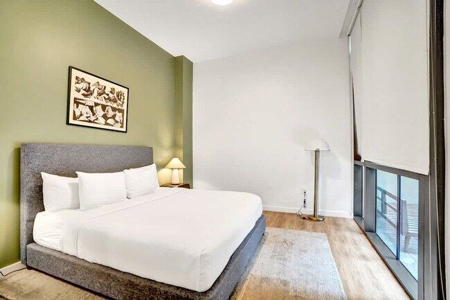 Building Photo - 1220 17th St