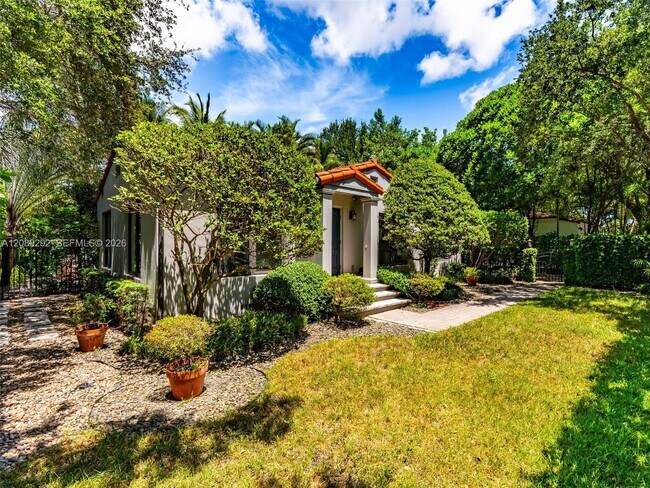 Building Photo - 119 Avila Ct