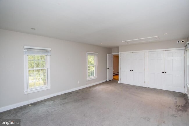 Building Photo - 2170 Daniel Bray Hwy