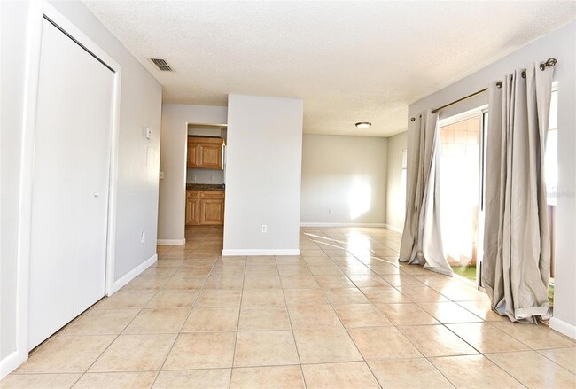 Building Photo - 123 Lori Anne Ln