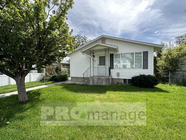 Building Photo - 245 I St