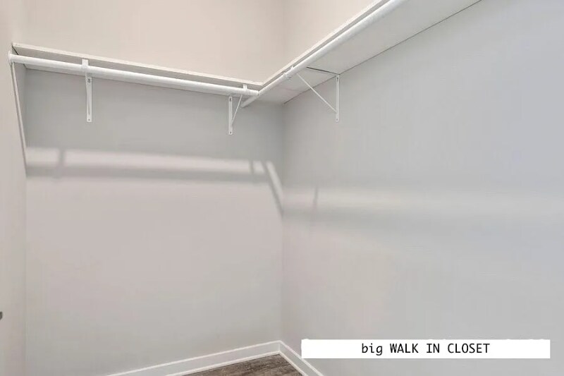 Building Photo - 1520 N 7th St