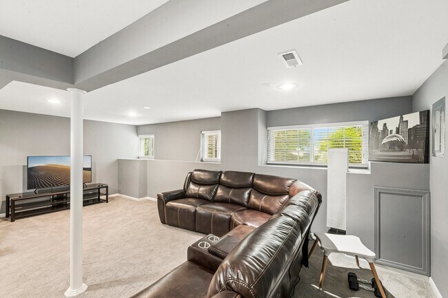 Building Photo - 476 Windham Cove Dr
