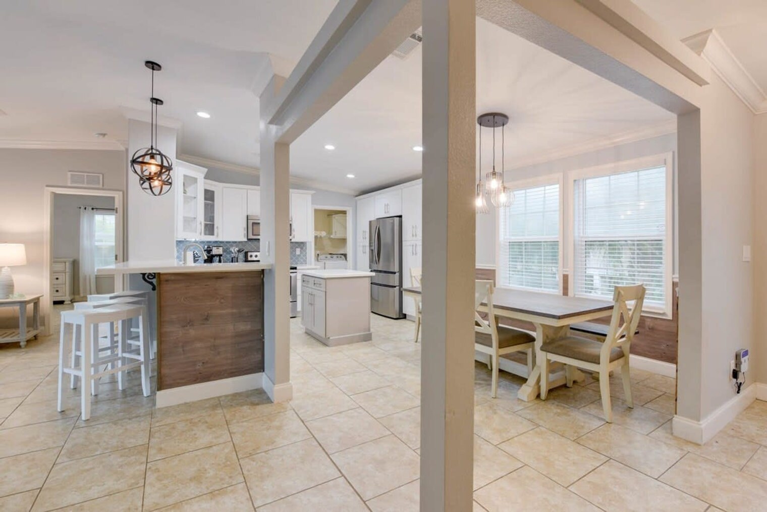 Building Photo - 886 Loggerhead Ln