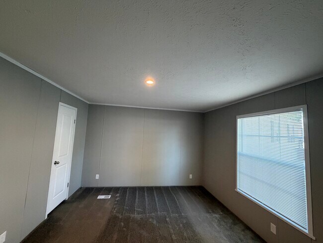 Building Photo - 3517 Jane Anne Terrace