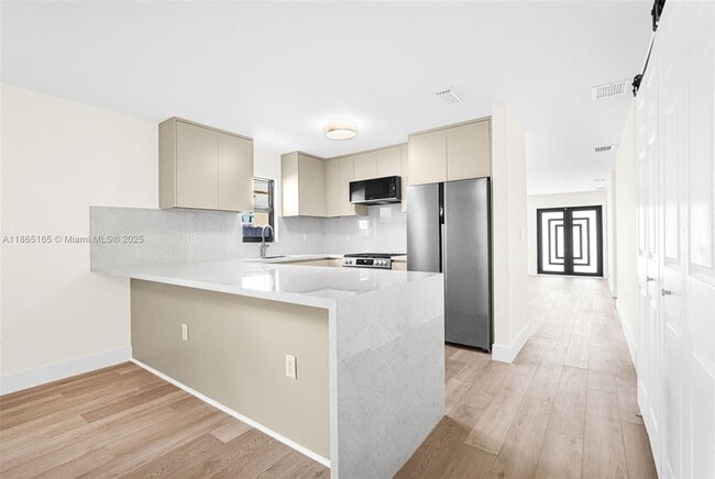Primary Photo - 136 NW 53rd St