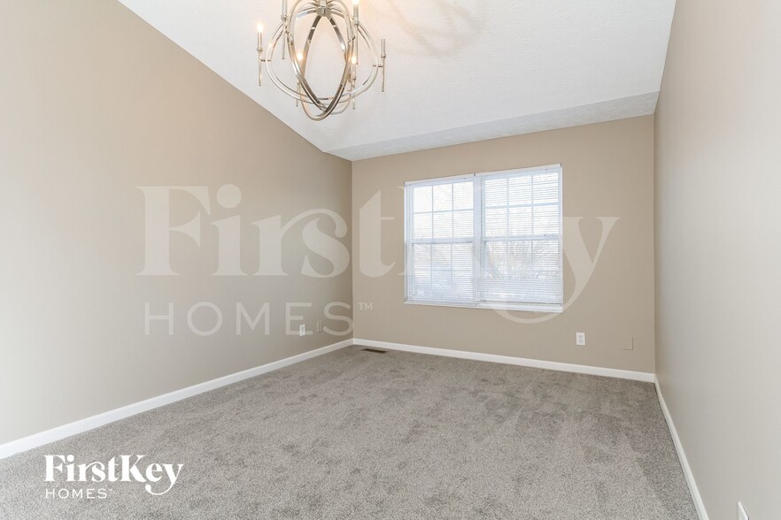 Building Photo - 26 Forest Pond Dr