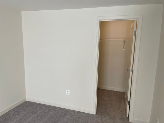 Building Photo - 8414 Rambler Dr