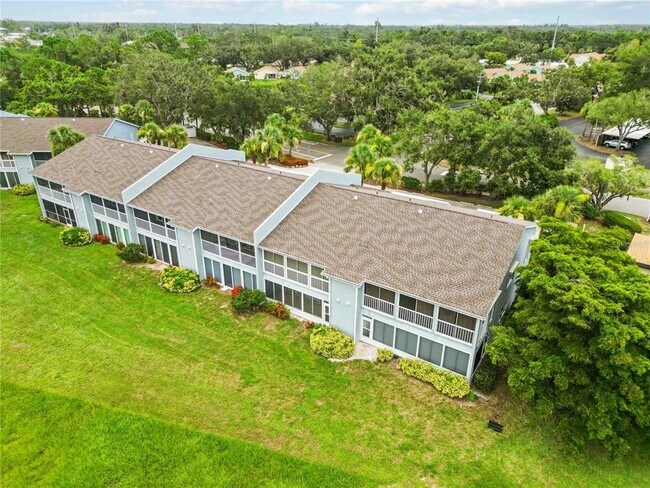 Building Photo - 880 Bird Bay Dr W