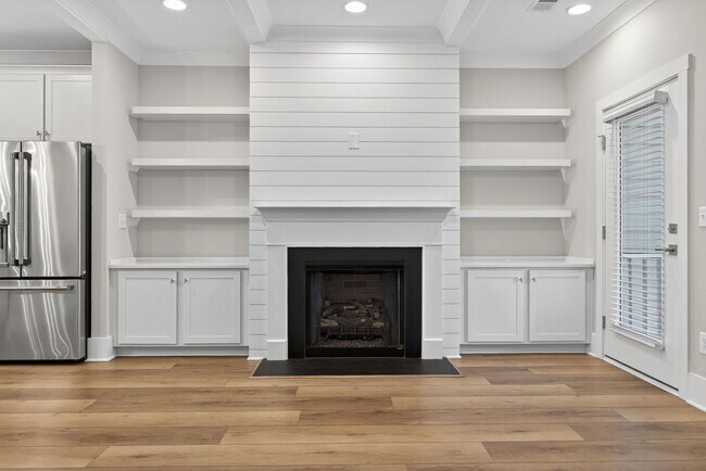 Building Photo - You can't beat this lakefront Clemson townhome! Brand New Construction!