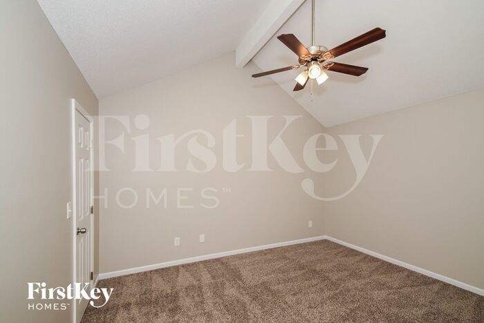 Building Photo - 2715 Braelinn Pkwy N