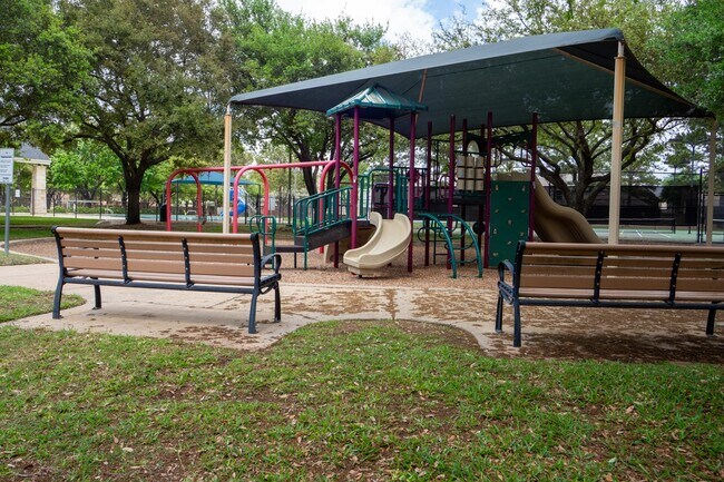 Building Photo - 2834 Falcon Knoll Ln