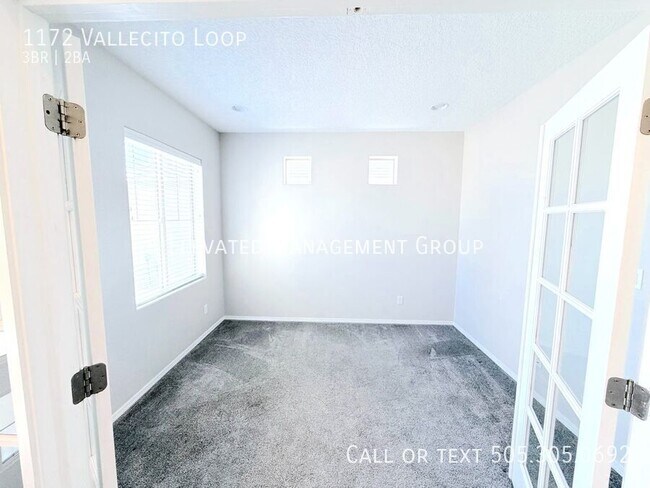 Building Photo - 1172 Vallecito Loop NW