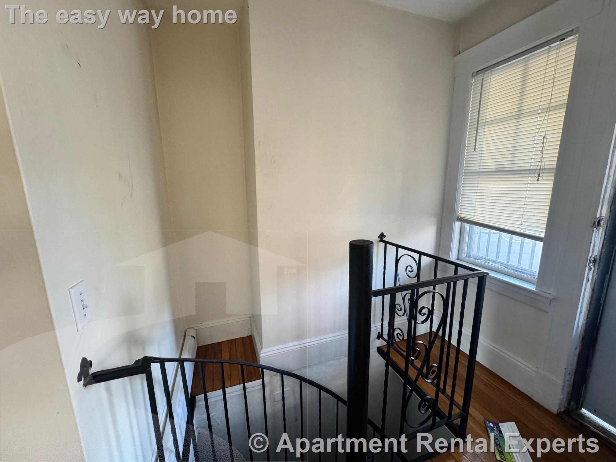 Building Photo - 881 Broadway