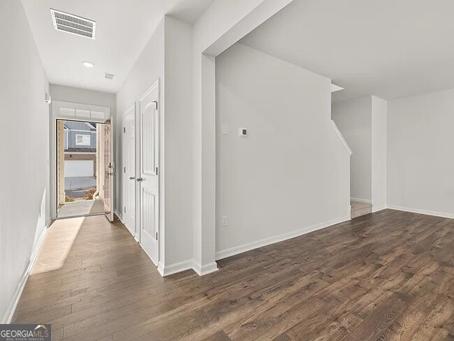 Building Photo - 50 Rustin Rdg