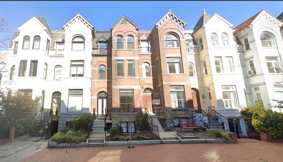 Building Photo - 2125 N St NW