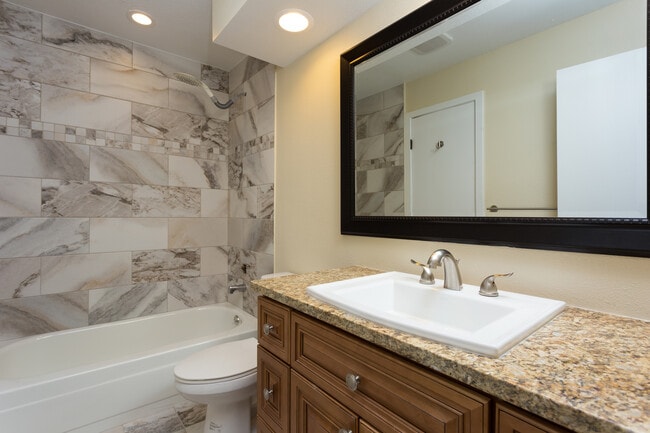 Building Photo - 4286 S Salida Way