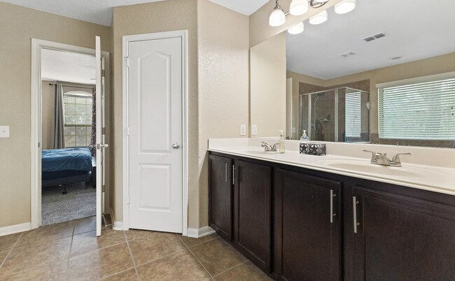 Building Photo - 10607 Tansy Canyon