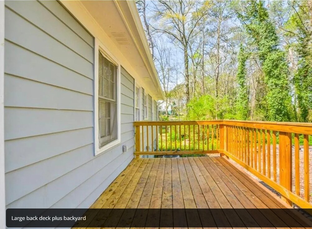Outdoor backyard deck - 1407 Kennesaw Dr NW