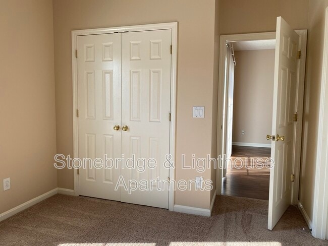 Building Photo - 1104 Lighthouse Dr