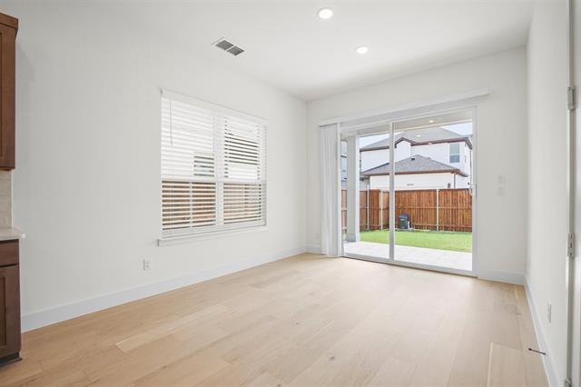 Building Photo - 14299 Saralee St